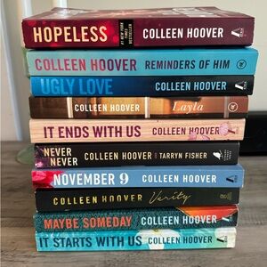 10 Colleen Hoover books, some are brand new. Others are in Excellent condition.